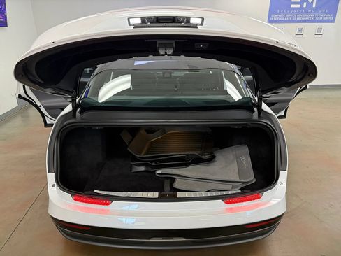 Used 2023 Lucid Air Touring AWD/4WD image 15
