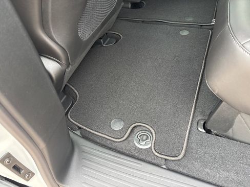 New 2026 Chrysler Pacifica Select image 19