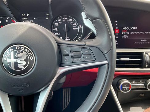 Used 2018 Alfa Romeo Giulia Ti Sport w/ Quick Order Package 22U Sport image 24