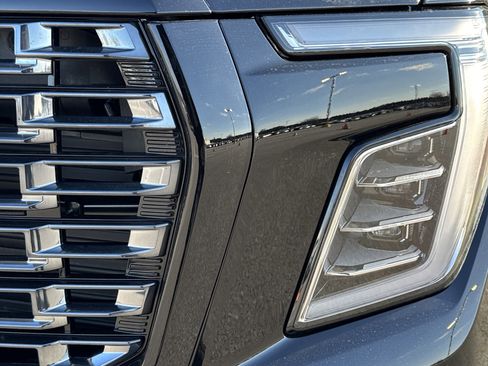 Used 2026 GMC Yukon Denali Ultimate w/ LPO, Floor Liner Package image 6