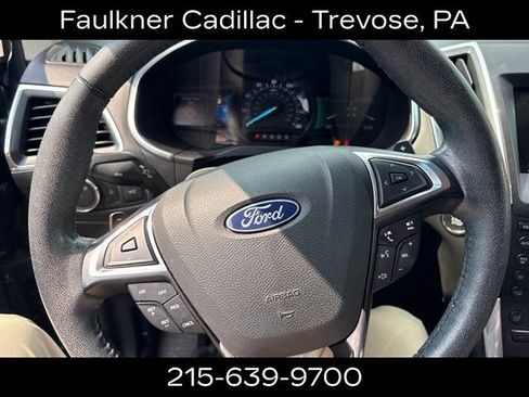 Used 2018 Ford Edge Titanium w/ Equipment Group 301A AWD/4WD image 7