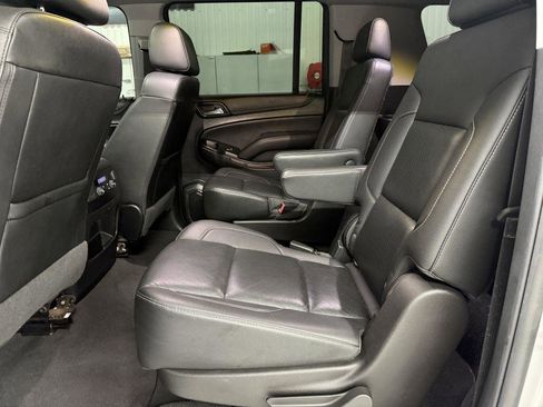 Used 2020 GMC Yukon XL SLT AWD/4WD image 34