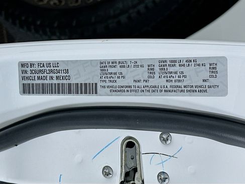 Used 2024 RAM 2500 Laramie image 12