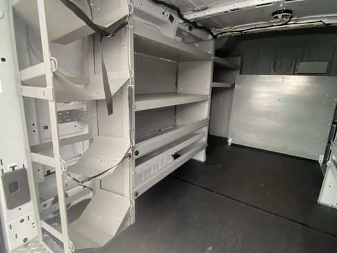 Used 2023 Ford Transit 250 Low Roof RWD image 13