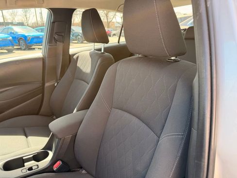 Used 2024 Toyota Corolla LE image 11