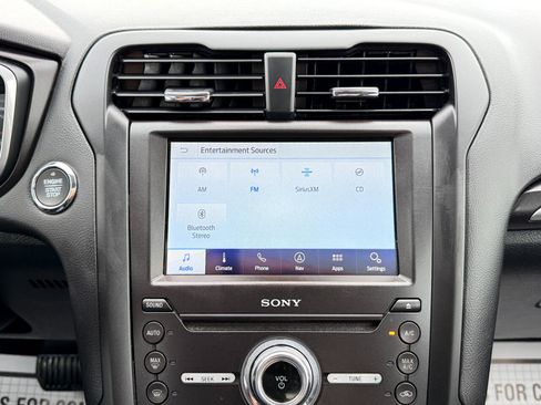 Used 2019 Ford Fusion Energi Titanium image 53