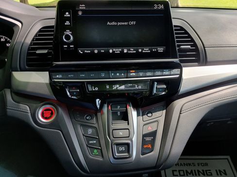 Used 2025 Honda Odyssey Sport-L image 19