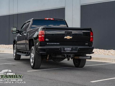 Used 2016 Chevrolet Silverado 2500 LTZ w/ Duramax Plus Package AWD/4WD image 7