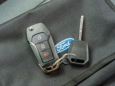 Used 2022 Ford F150 XLT w/ XTR Package image 47