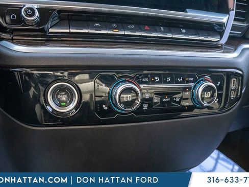 Used 2022 GMC Sierra 1500 SLE image 8