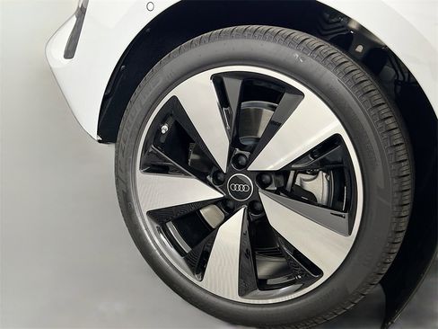 New 2025 Audi A5 2.0T Premium Plus image 30