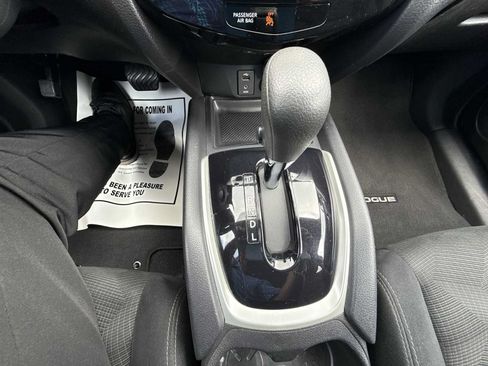 Used 2014 Nissan Rogue SV w/ SV Premium Package FWD image 21