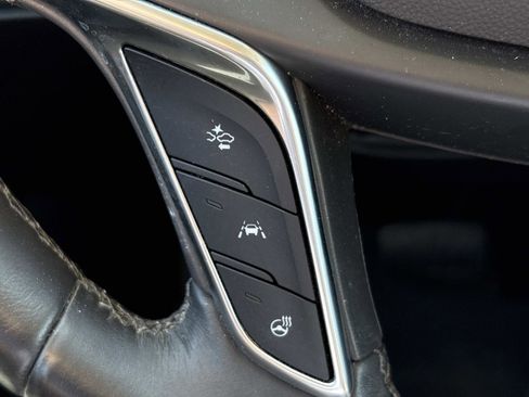 Used 2017 Cadillac XT5 Luxury w/ Driver Awareness Package image 21