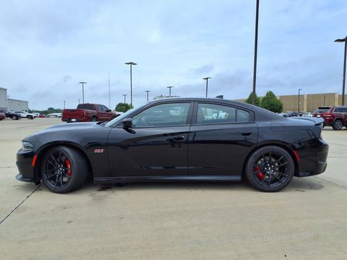 Certified 2023 Dodge Charger Scat Pack w/ Dynamics Package RWD image 33
