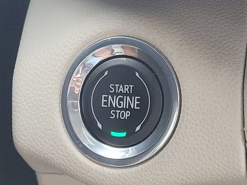 Used 2021 Buick Envision Preferred AWD/4WD image 16