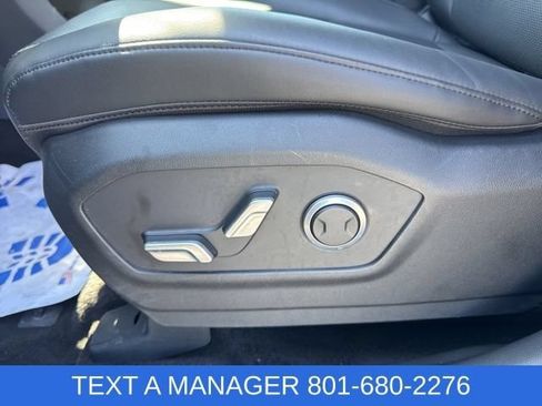 Used 2025 Hyundai Santa Fe SEL AWD/4WD image 16
