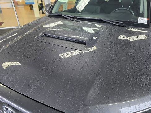 Used 2022 Toyota 4Runner TRD Off-Road Premium image 10