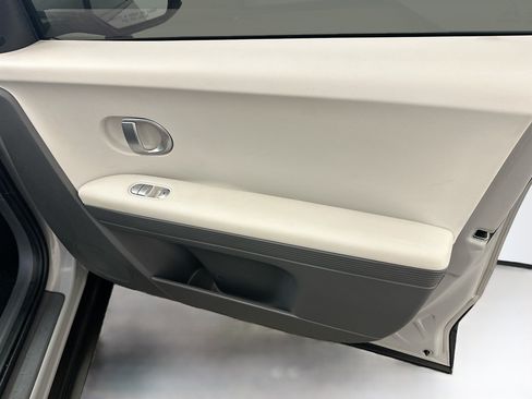 Used 2024 Hyundai Ioniq 5 SEL AWD/4WD image 34