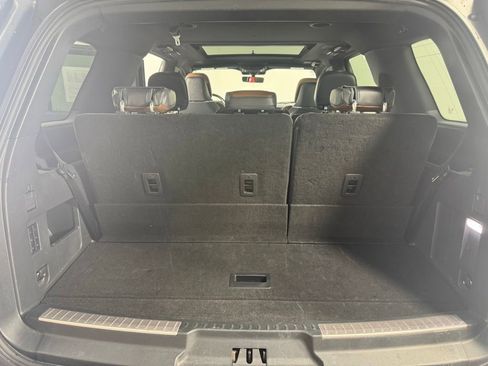 Used 2023 Lincoln Navigator Reserve AWD/4WD image 21