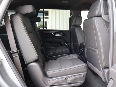 New 2026 GMC Yukon Denali AWD/4WD image 21