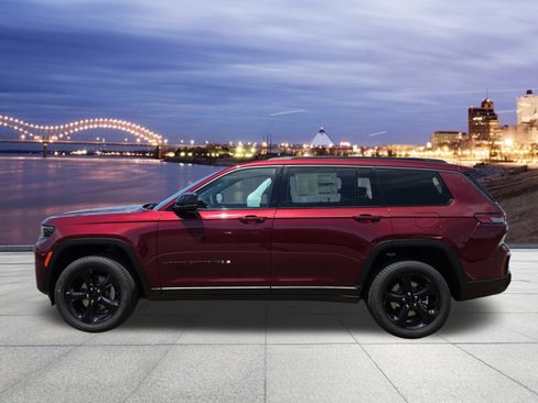 New 2026 Jeep Grand Cherokee L Limited w/ Limited Altitude Package RWD image 2
