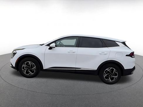 Used 2025 Kia Sportage LX FWD image 10