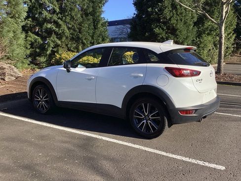 Used 2018 MAZDA CX-3 Touring w/ Preferred Equipment Package image 10