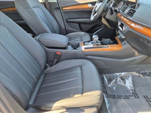 Certified 2023 Audi Q5 2.0T Premium w/ Convenience Package AWD/4WD image 19