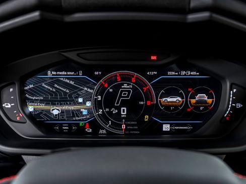 Used 2025 Lamborghini Urus SE AWD/4WD image 65