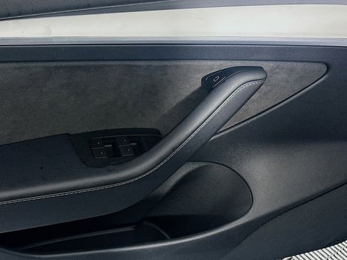 Used 2022 Tesla Model 3 RWD image 15