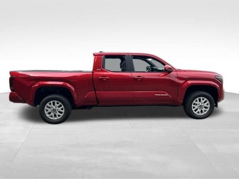Used 2025 Toyota Tacoma SR5 AWD/4WD image 6