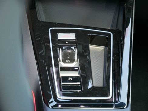 New 2025 Volkswagen GTI Autobahn image 7