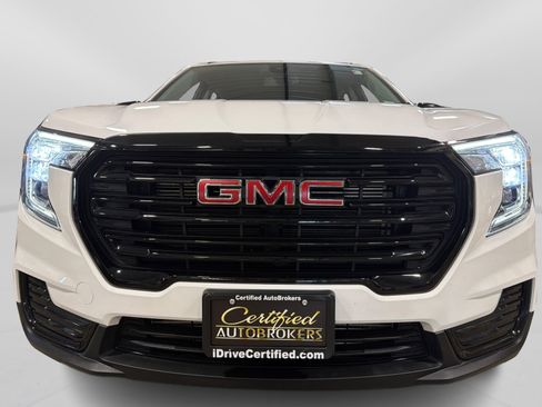 Used 2023 GMC Terrain SLE w/ Driver Convenience Package AWD/4WD image 10