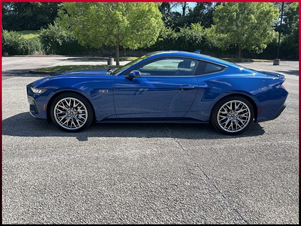 Used 2024 Ford Mustang GT Premium RWD image 4