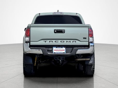 Certified 2023 Toyota Tacoma TRD Off-Road AWD/4WD image 4