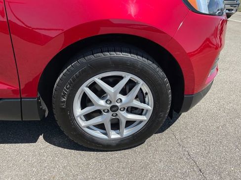 Used 2024 Ford Edge SEL w/ Convenience Package image 39