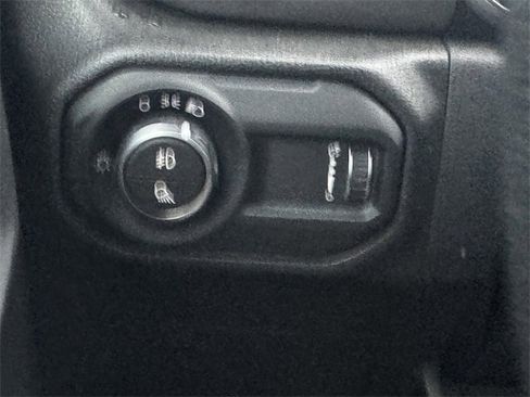 Certified 2023 Jeep Gladiator Sport w/ Trailer Tow Package image 22