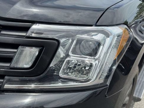 Used 2021 Ford Expedition Limited AWD/4WD image 6