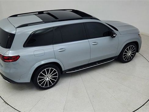 Used 2025 Mercedes-Benz GLS 450 4MATIC image 89