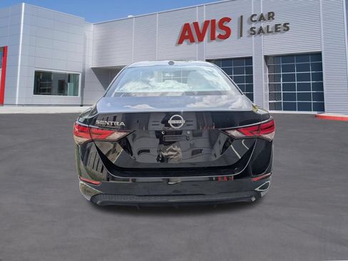 Used 2025 Nissan Sentra SV FWD image 7