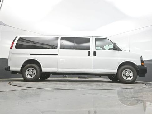 Used 2024 Chevrolet Express 3500 LS RWD image 39