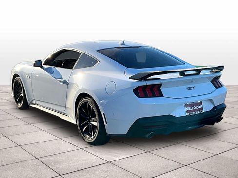 Used 2025 Ford Mustang GT RWD image 14