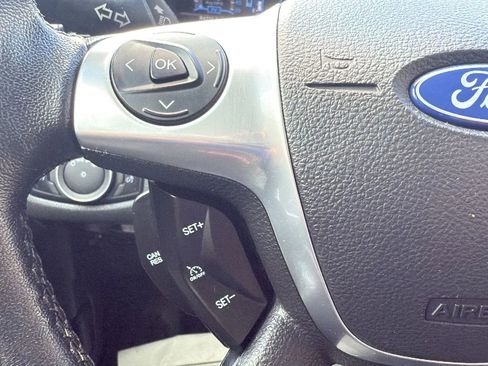 Used 2017 Ford C-MAX Energi SE image 12