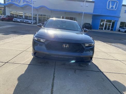 Used 2024 Honda Accord LX image 3