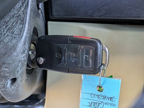 Used 2003 Volkswagen Beetle GLX image 24