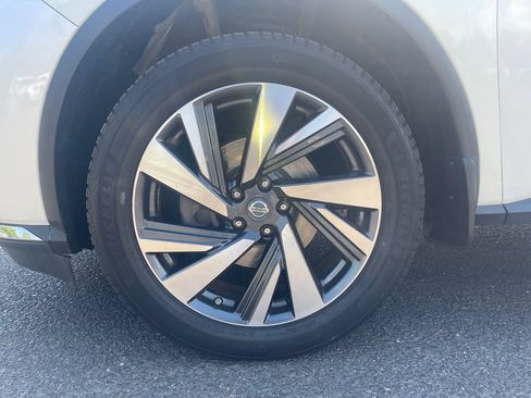 Used 2017 Nissan Murano Platinum w/ Platinum Technology Package AWD/4WD image 11