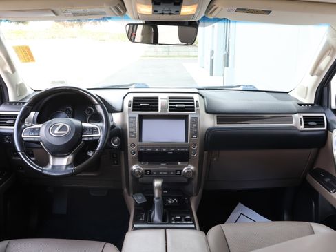Used 2020 Lexus GX 460 Premium image 17