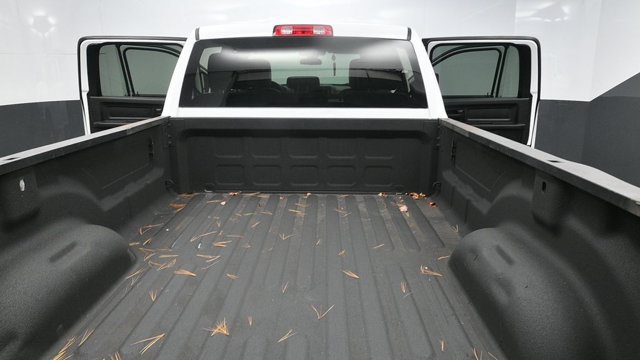 Used 2024 RAM 2500 Tradesman w/ Chrome Appearance Group AWD/4WD image 17