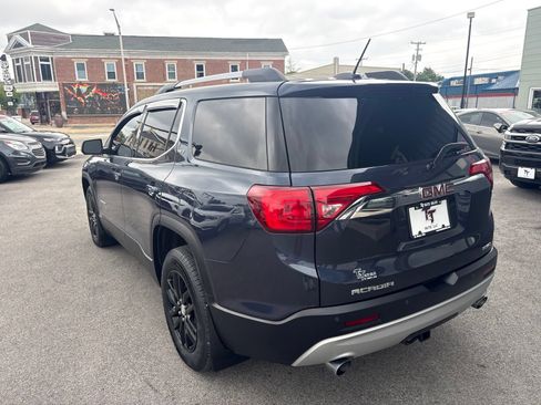 Used 2019 GMC Acadia SLT AWD/4WD image 3