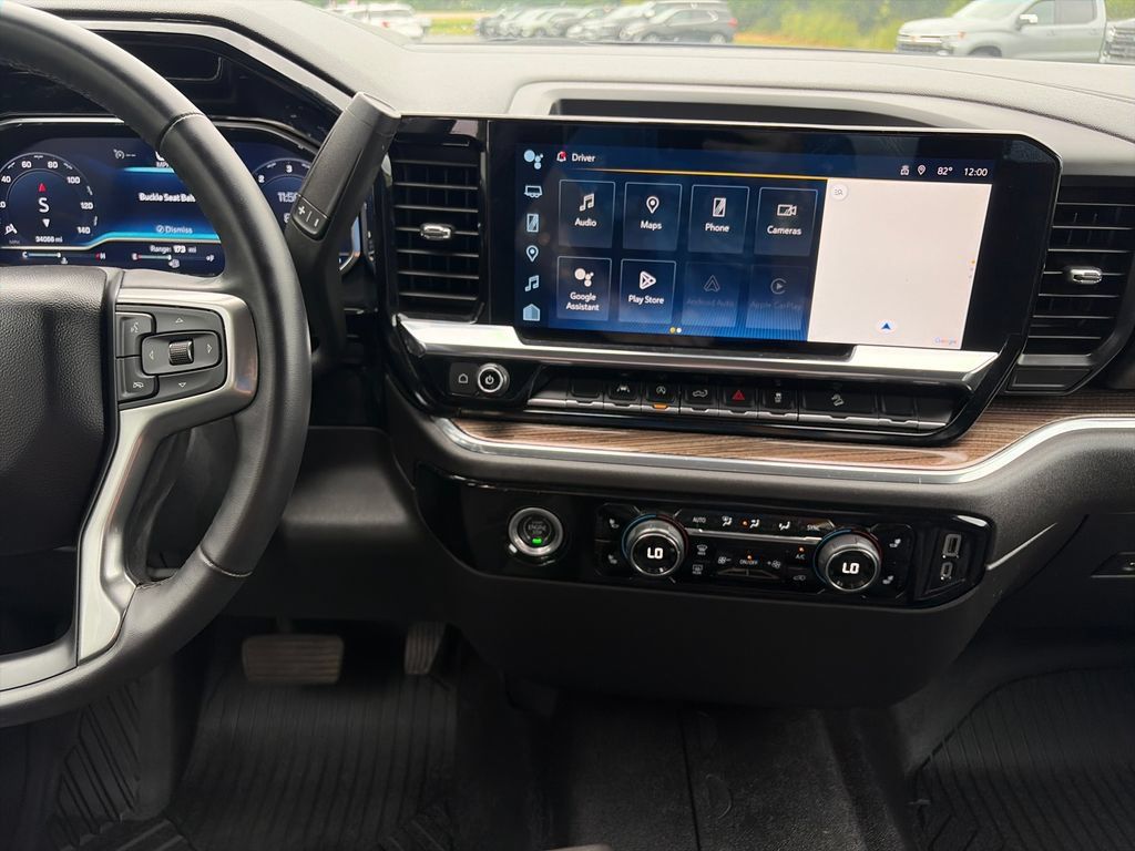 Certified 2024 Chevrolet Silverado 1500 RST w/ Z71 Off-Road Package AWD/4WD image 17